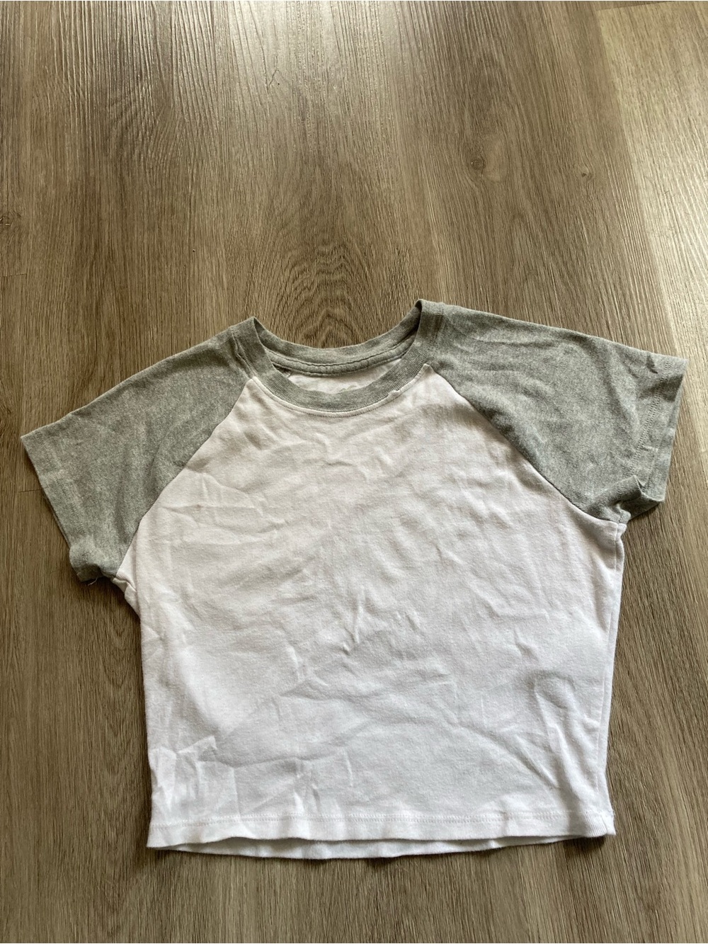 Hollister White Crop "Baby" Tee with Light Gray Raglan Sleeves